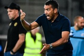 besiktas-teknik-direktoru-giovanni-van-bronckhorstun-lugano-maci-degerlendirmesi-JCy5nvdQ.jpg