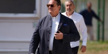 besiktas-yonetimi-futbolcularla-moral-toplantisi-duzenledi-VwRWAqnl.jpg