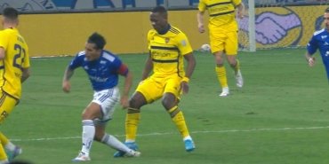 boca-juniorsun-9-saniyede-kirmizi-kart-soku-ve-tarihin-en-hizli-kirmizi-kartlari-ZdspkHdz.jpg