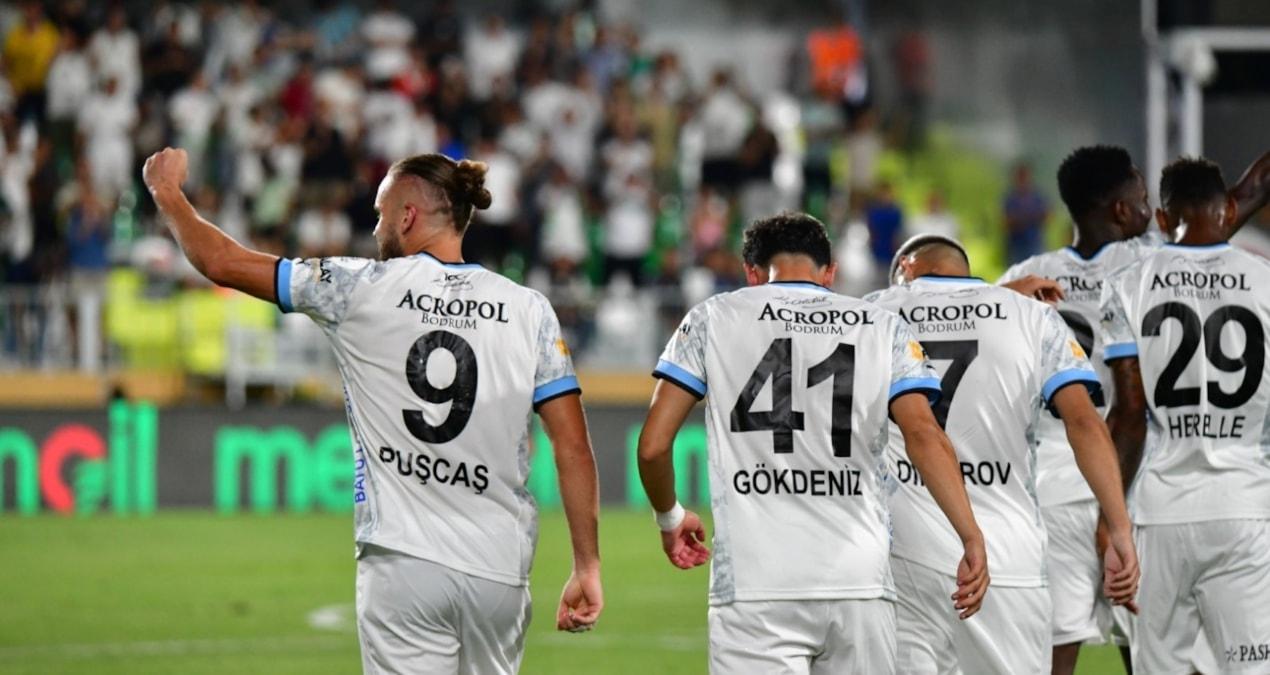 bodrum-fk-konyasporu-3-1-yenerek-tarihinde-ilk-super-lig-galibiyetini-elde-etti-qibq619E.jpg
