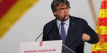 carles-puigdemontun-barcelona-ziyareti-ve-tutuklama-girisimleri-VXpGtmpG.jpg