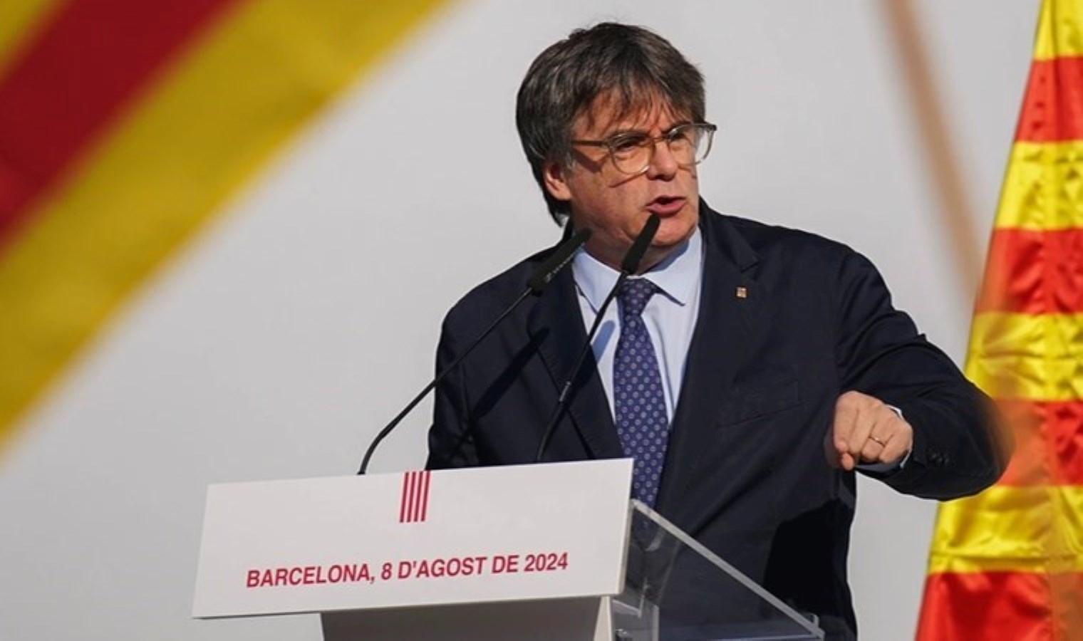 carles-puigdemontun-barcelona-ziyareti-ve-tutuklama-girisimleri-VXpGtmpG.jpg