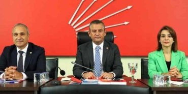 chp-genel-baskani-ozgur-ozel-egitim-sendikalari-ile-toplandi-8Qqa1DeZ.jpg