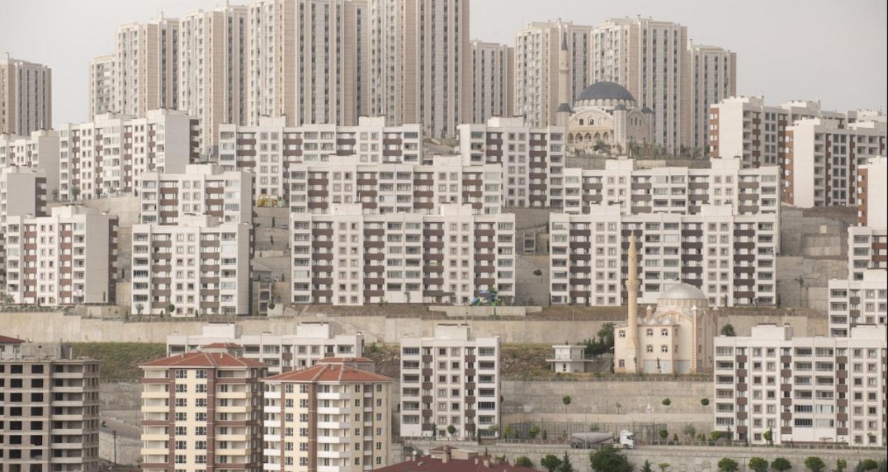 emlak-sektorunde-sahte-ilanlar-ve-dolandiricilik-riski-pgIx94VX.jpg