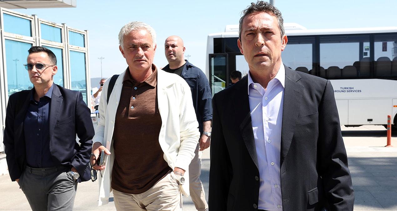 fenerbahce-transferde-hizla-ilerliyor-amrabat-brown-ve-medina-icin-yogun-calismalar-AQDxDWjU.jpg
