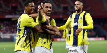 fenerbahce-yeni-sezona-adana-demirspor-maciyla-merhaba-diyor-jhTMPa6S.jpg