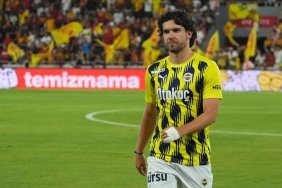 fenerbahceden-ferdi-kadiogluna-duygusal-bir-veda-SsIqrQQ3.jpg