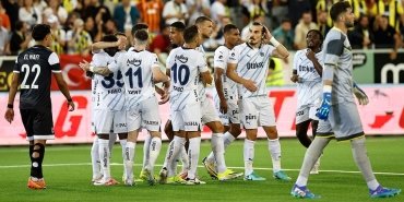 fenerbahcenin-super-lig-tarihindeki-rekorlari-MZfIDatH.jpg