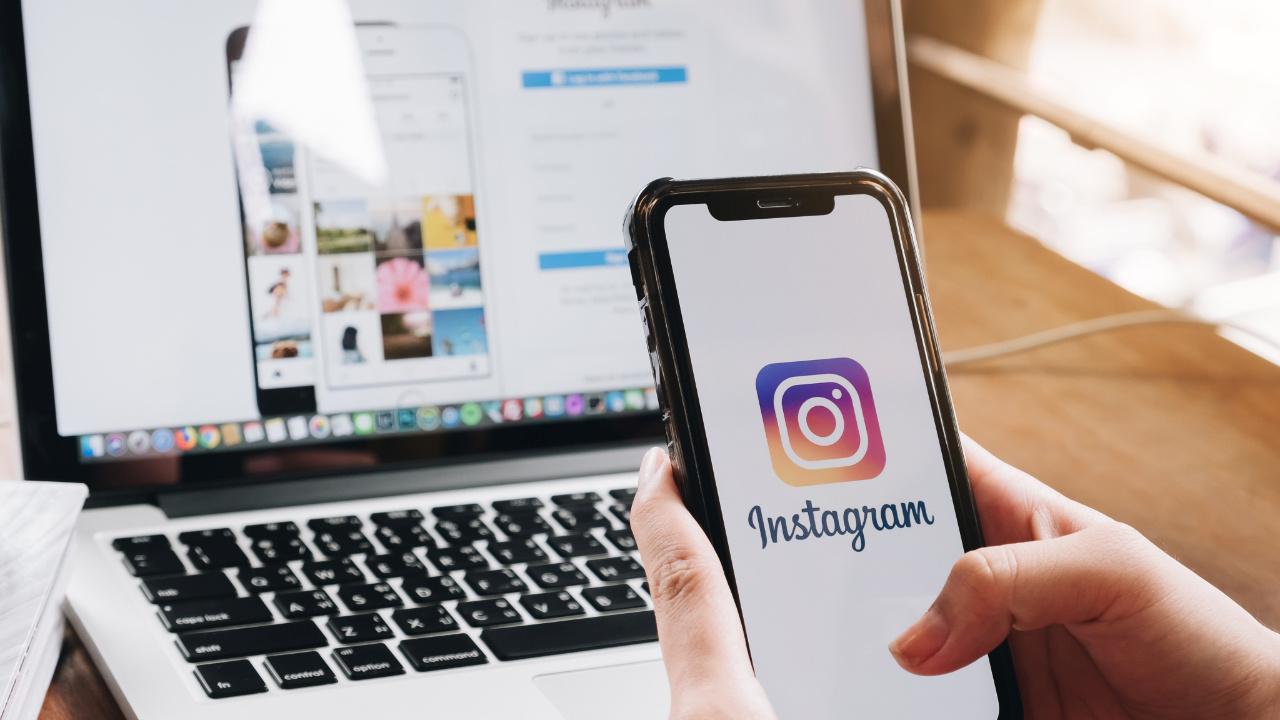 instagram-gonderilerinize-metin-eklemenin-yepyeni-yolu-mFn2bwwM.jpg
