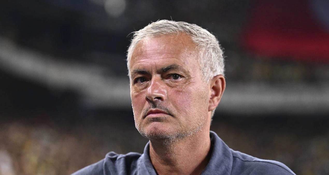 jose-mourinho-ferdi-kadioglu-fiziksel-olarak-buradaydi-ama-ruhen-degil-qg6NV2TH.jpg