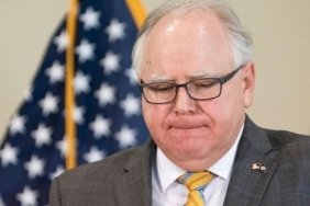 kamala-harrisin-baskan-yardimcisi-adayi-tim-walz-kimdir-5JeGpmZI.jpg