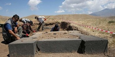 kef-kalesi-urartu-doneminin-izleri-ve-kazi-calismalari-VFv9mX6N.jpg