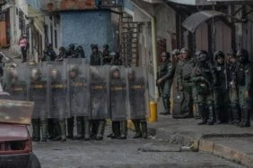 madurodan-gosterilere-ve-secim-sonuclarina-iliskin-aciklamalar-SbGiU9k6.jpg