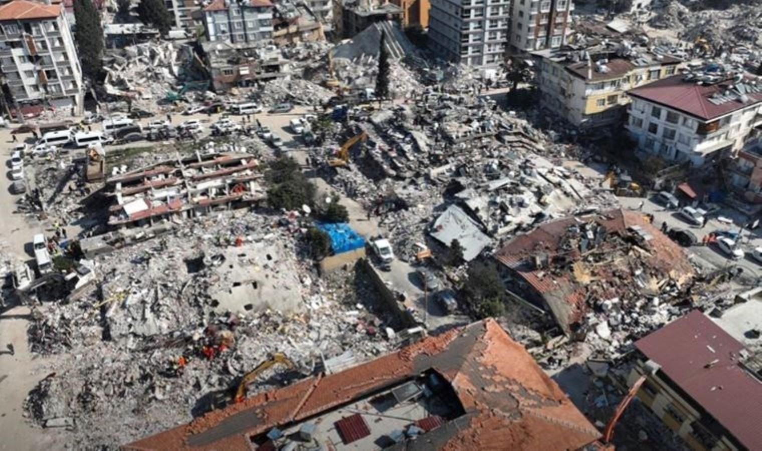 marmara-depreminin-25-yildonumu-sigorta-sorunlari-ve-dogal-afet-hazirliklari-R7hZjxfO.jpg