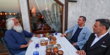 ozgur-ozel-suaviye-destek-ziyareti-gerceklestirdi-aTeNAH6f.jpg
