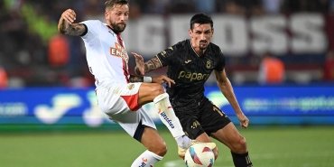 trabzonspor-rapid-wiene-karsi-maglup-oldu-uefa-avrupa-ligi-3-on-eleme-turu-fF7KNmuW.jpg