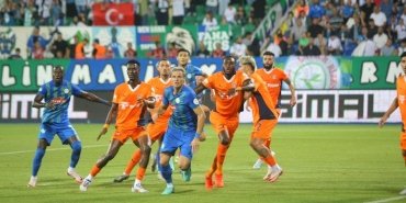 trendyol-super-lig-1-hafta-caykur-rizespor-1-1-basaksehir-wVTTvztu.jpg