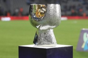 turkcell-super-kupa-galatasaray-ve-besiktas-karsilasmasi-fEMEGb4x.jpg