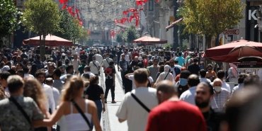 turkiye-isgucu-verileri-2024-ikinci-ceyrek-raporu-iERTGHL9.jpg