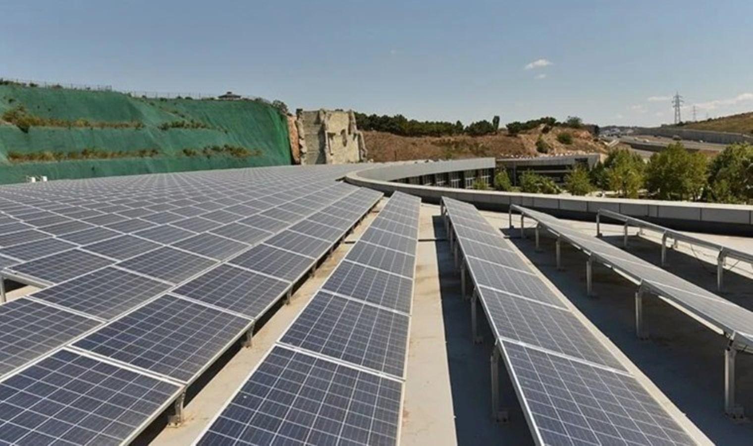 turkiyede-elektrik-tuketiminde-sicak-hava-etkisi-ve-yenilenebilir-enerji-artisi-fcpizp2Z.jpg