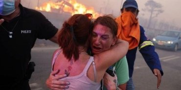 yunanistanda-orman-yanginlari-sicak-hava-ve-ruzgarlarin-etkisi-ieJ4H6yb.jpg