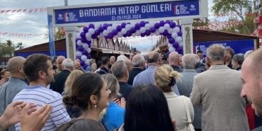 6-bandirma-kitap-gunleri-edebiyatin-ve-bilginin-buyulu-bulusmasi-VH5jMqfD.jpg