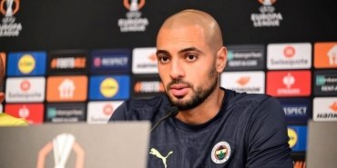 amrabat-fenerbahcedeki-hayalini-paylasti-blaRAehd.jpg