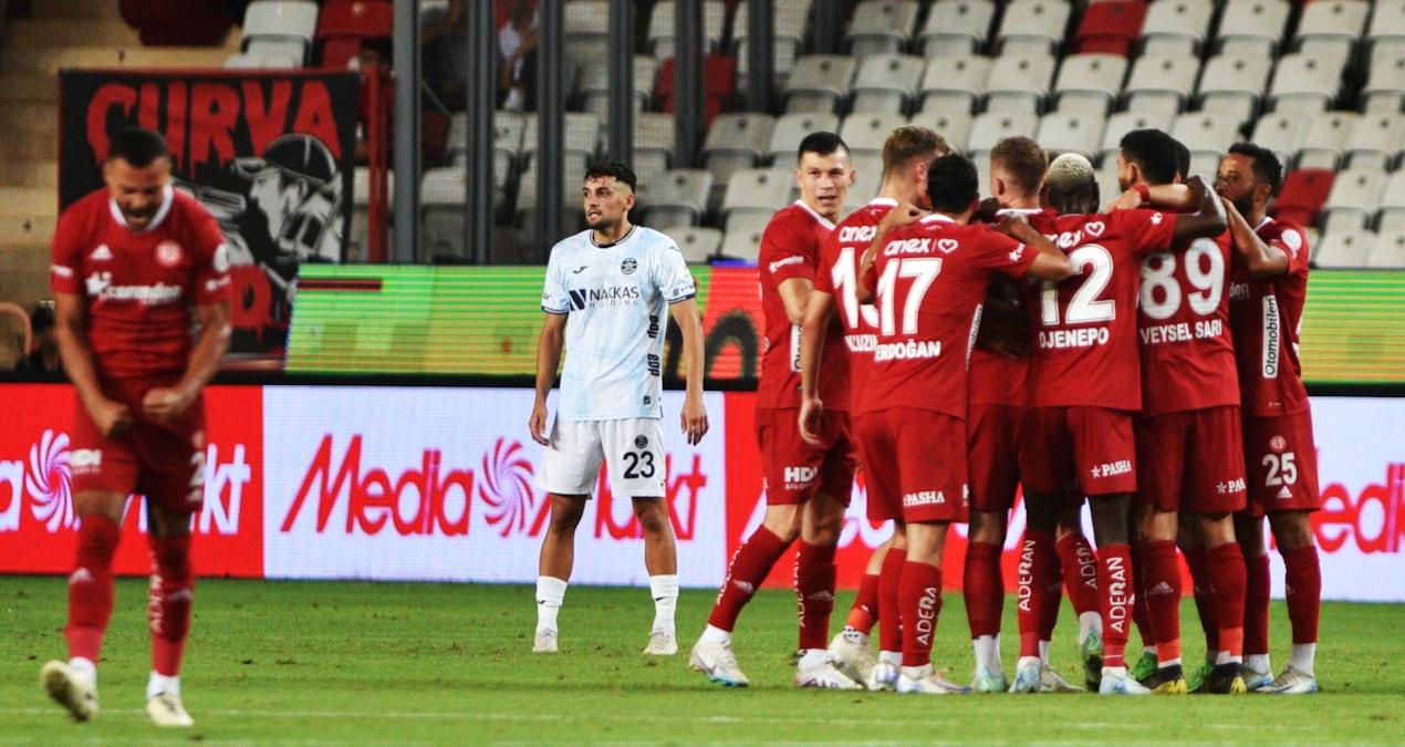 antalyaspor-adana-demirsporu-908de-yendi-kCM9mWaD.jpg