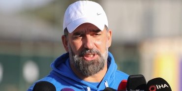 arda-turandan-fenerbahce-galatasaray-maci-aciklamasi-galatasaray-kazanirsa-cok-sevinirim-bYbfL1Xz.jpg