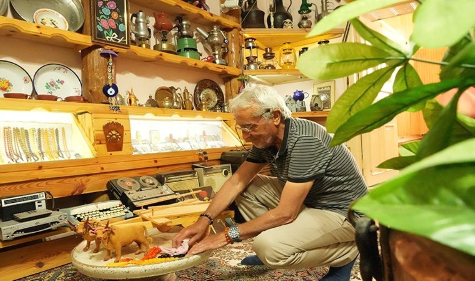 baba-ocagini-kulturel-bir-miras-olarak-muze-haline-getiren-5-binin-uzerinde-antika-eserin-sergilendigi-bir-zaman-yolculugu-kBcs6tJS.jpg