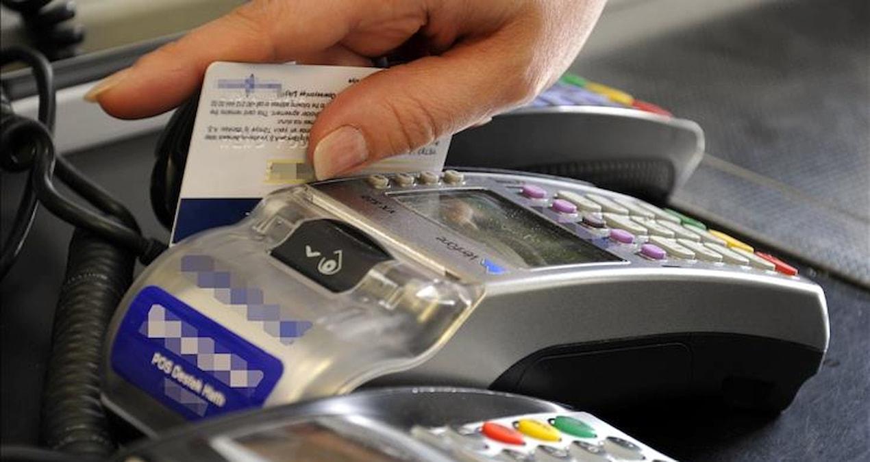 bakan-simsekten-sok-kredi-ve-banka-karti-ihlali-uyarisi-200-bin-lira-ceza-VglzVvtv.jpg