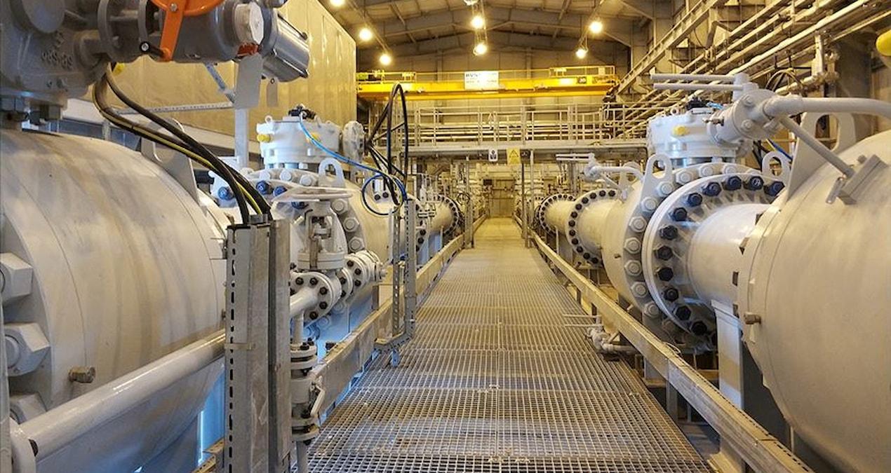 botas-ve-shell-arasindaki-lng-anlasmasi-yeni-bir-donem-basliyor-qlXrOqK6.jpg