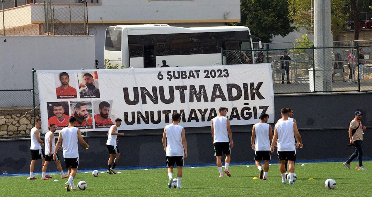 deprem-sonrasi-ilk-resmi-macta-duygusal-anlar-kahramanmaras-1-0-galip-geldi-kEzGLHna.jpg
