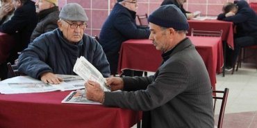 emekli-calisanlardan-saglik-sigortasi-kesintisi-iddialari-gercekler-ve-yanlis-anlamalar-DGEuxEad.jpg