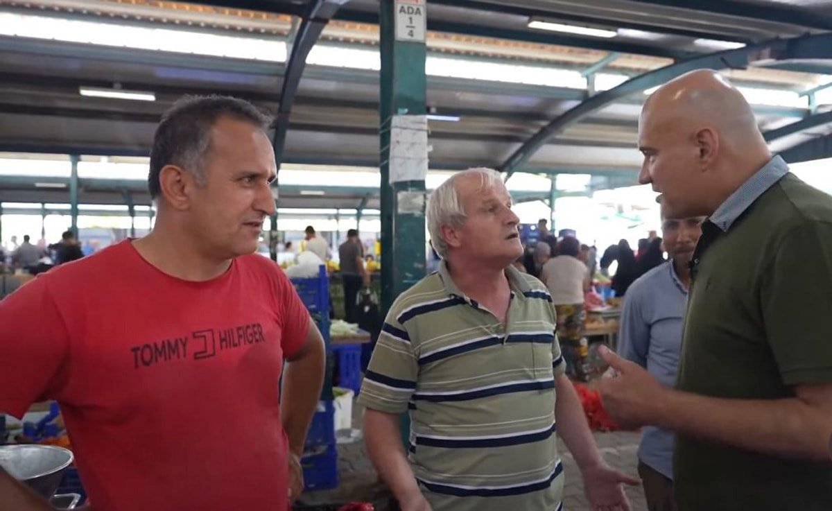 Emekliler Pazar Alışverişinde Zorluklarla Karşılaşıyor