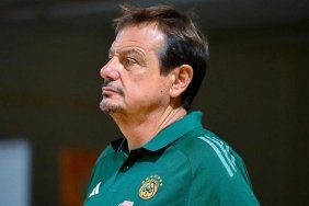 ergin-ataman-yunan-taraftarlarin-skandal-kibris-pankarti-uzerine-dusuncelerini-paylasti-67K8HQaT.jpg