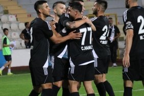 erzurumspor-fk-yeni-malatyasporu-konuk-etti-ve-farkli-kazandi-VXtYhDsk.jpg