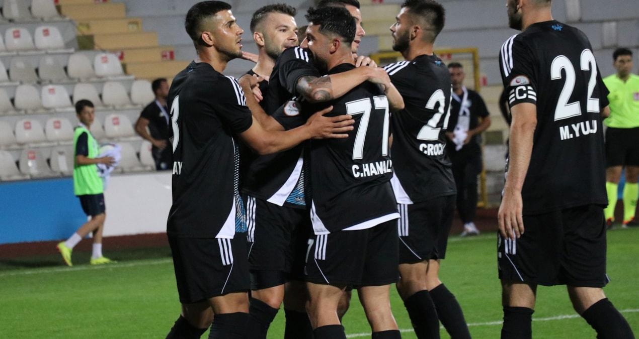 erzurumspor-fk-yeni-malatyasporu-konuk-etti-ve-farkli-kazandi-VXtYhDsk.jpg