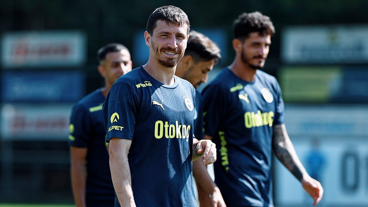 Süper Lig'in 6. Haftası: Fenerbahçe - Galatasaray Derbisi