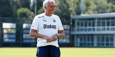 fenerbahce-galatasaray-derbisi-mourinhonun-stratejileri-ve-onemli-stoper-karari-2puUK8Ce.jpg