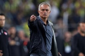 fenerbahcede-mourinho-transferler-ve-taktik-uzerine-elestiriler-B3KUUzdJ.jpg