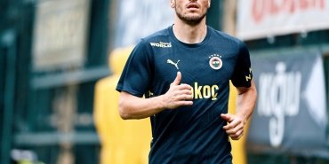 filip-kostic-fenerbahceye-gelis-sebebini-acikladi-tadic-ve-mourinho-iliskisi-uUcqJmtK.jpg