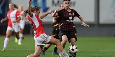 galatasaray-slavia-prag-ile-beraberlik-yasadi-2-0-one-gecti-ama-son-dakikada-gol-yedi-J7Q2U46f.jpg