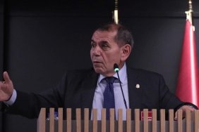 galatasarayin-rekor-doneminin-sonunda-elde-ettigi-k-r-k6AYZp4f.jpg