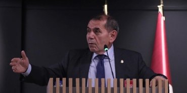 galatasarayin-rekor-doneminin-sonunda-elde-ettigi-k-r-k6AYZp4f.jpg