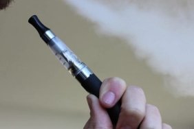 gencler-uzerindeki-elektronik-sigaralarin-bagimlilik-etkisi-ve-saglik-riskleri-7MChX1nD.jpg