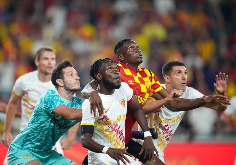 Süper Lig'de Göztepe, Kayserispor'u 3-0 Mağlup Etti