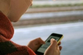 her-ulkede-farklilik-gosteren-cep-telefonu-yasagina-dair-yeni-gelismeler-RcEFDEKu.jpg