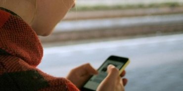 her-ulkede-farklilik-gosteren-cep-telefonu-yasagina-dair-yeni-gelismeler-RcEFDEKu.jpg