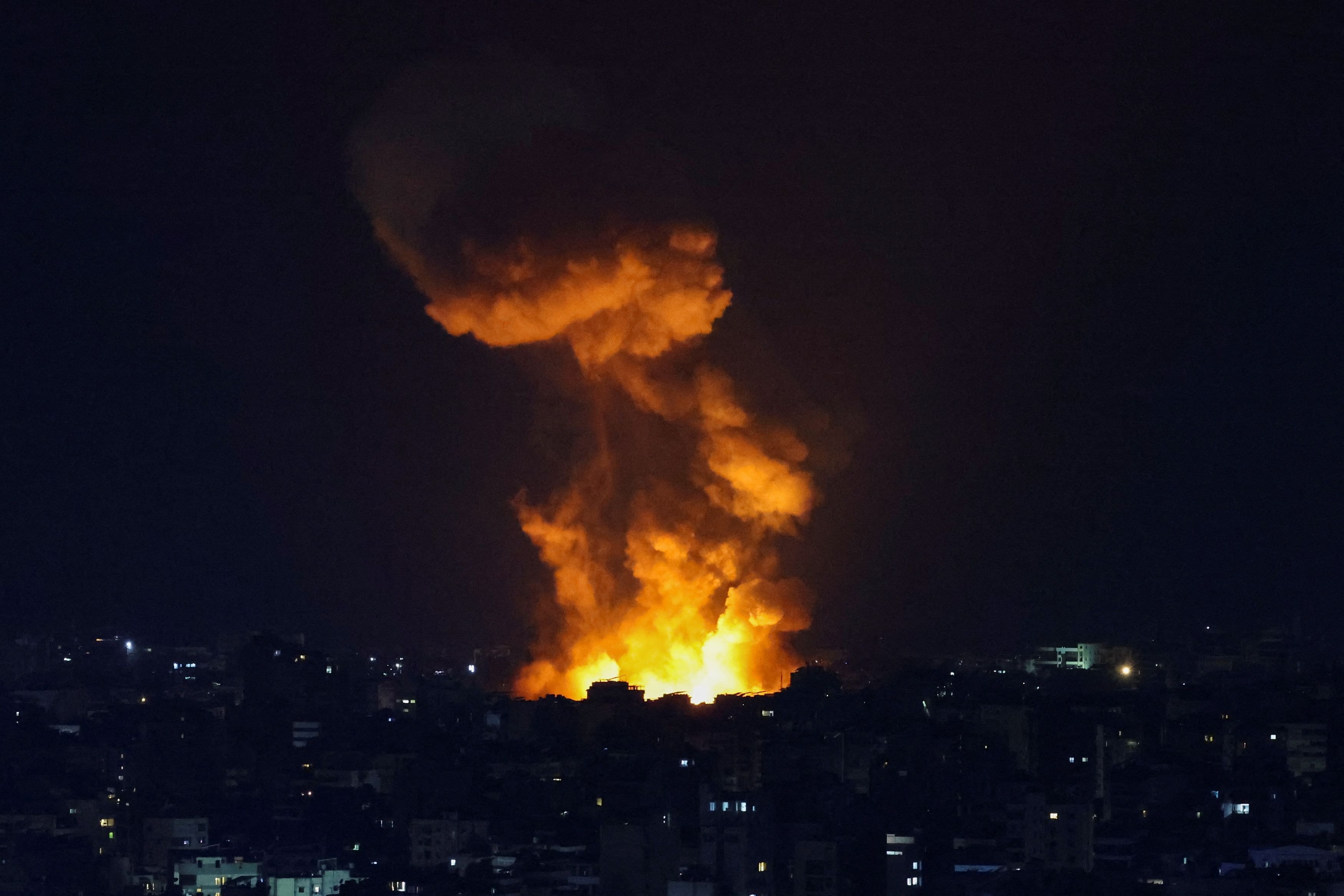 Hizbullahın Sığınağına Yağan Bombalar: Stratejik Bir Darbe